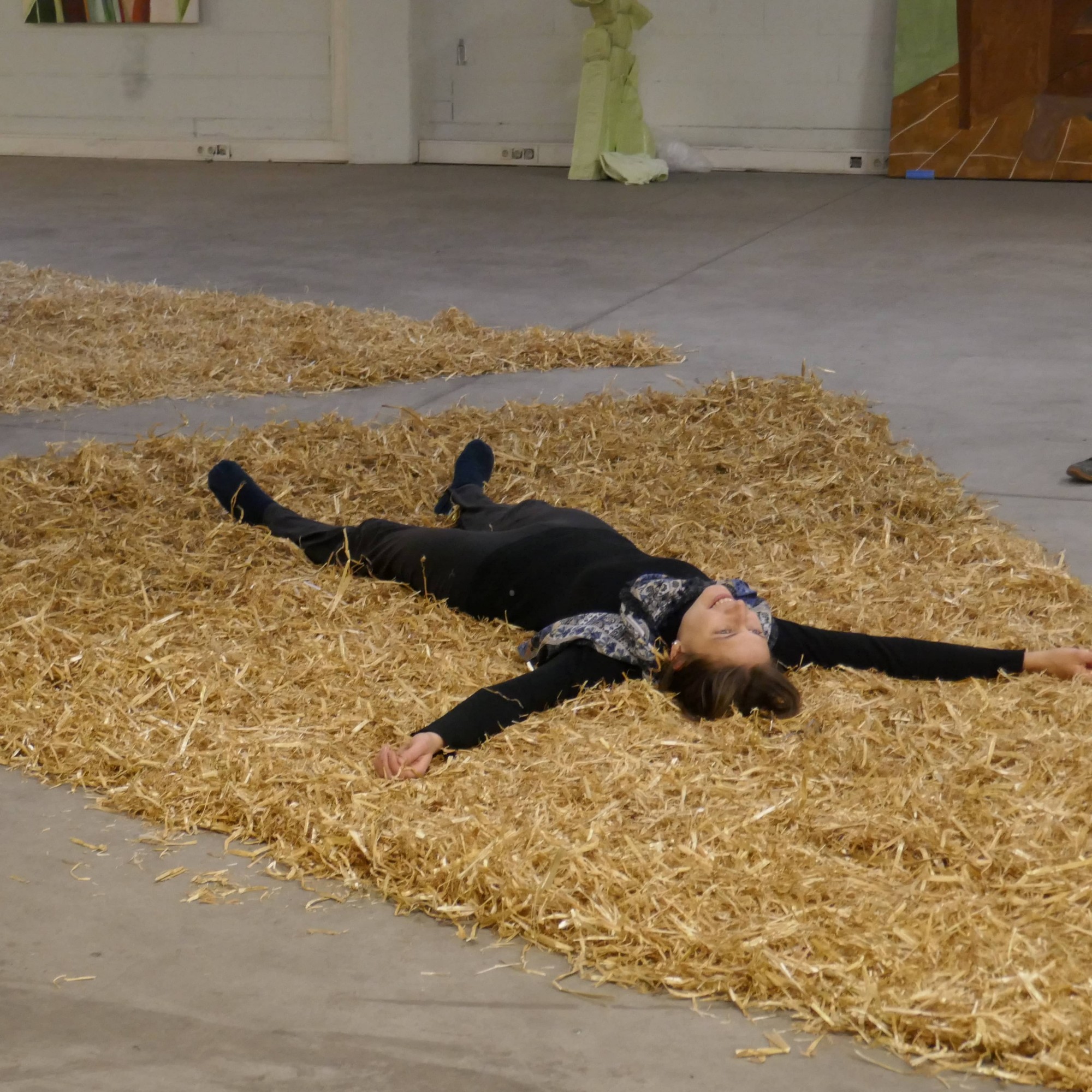 Emma Schmieding @ NO ART FASHION