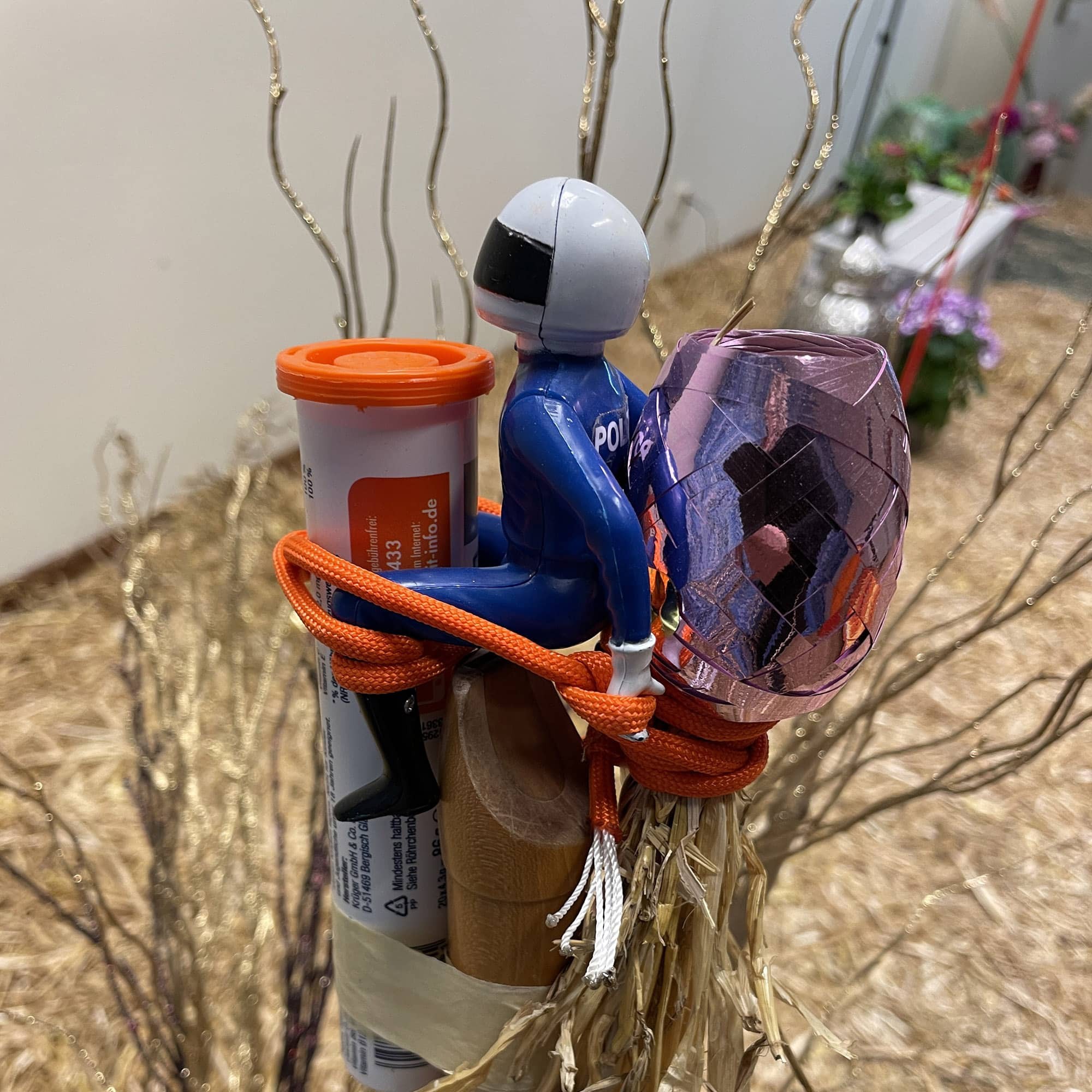 Emma Schmieding @ NO ART FASHION