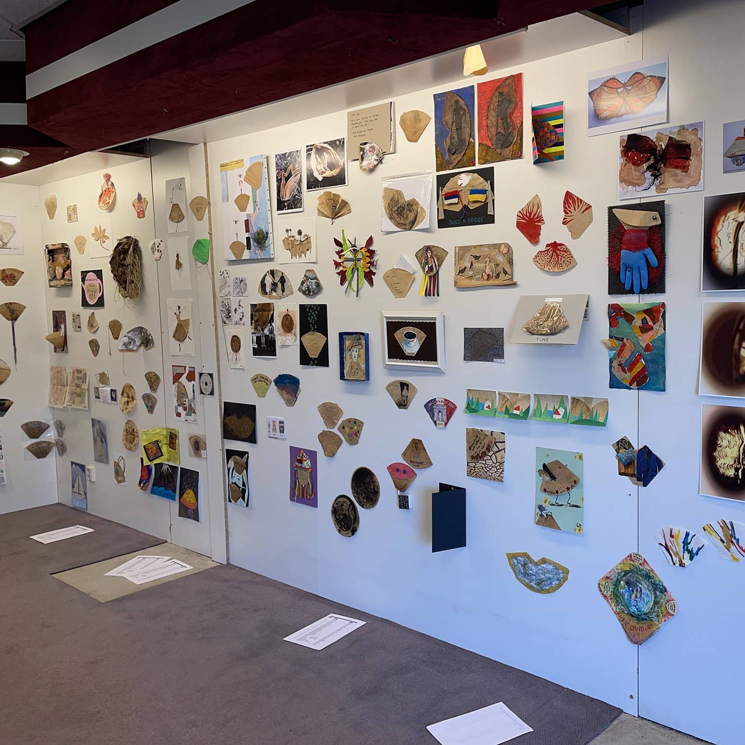 Expositie: Used coffee filter mail art project @ NO ART FASHION